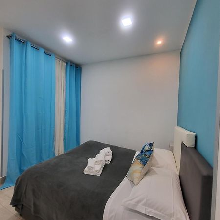 New Era Rooms เนเปิลส์ ภายนอก รูปภาพ