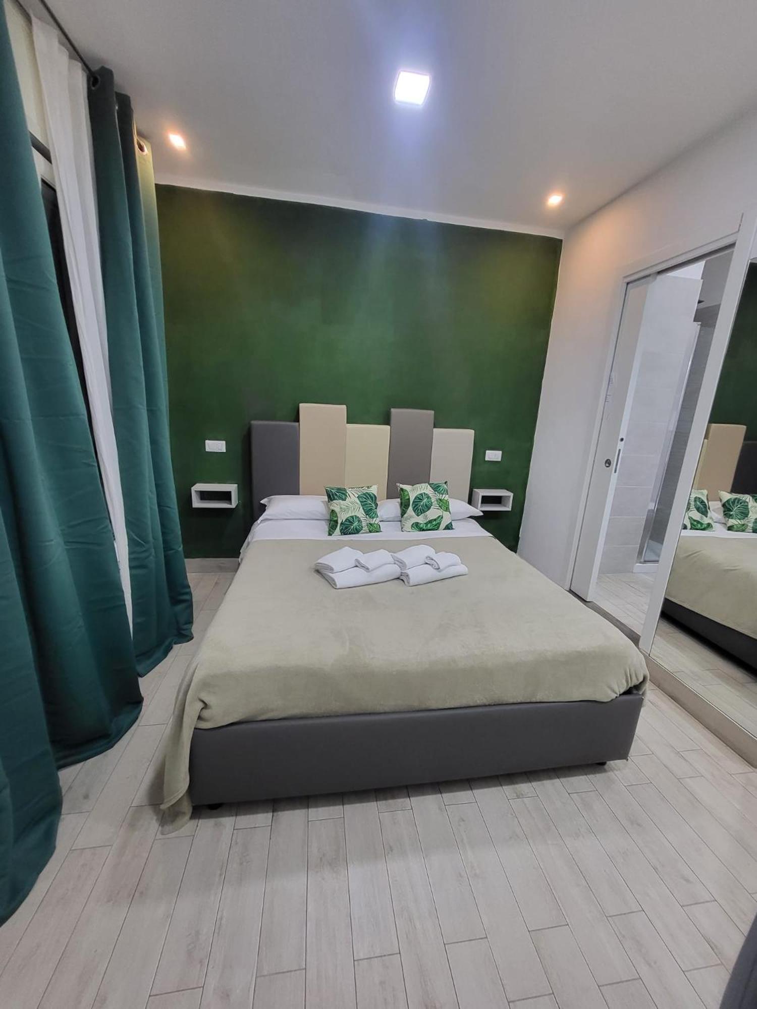 New Era Rooms เนเปิลส์ ภายนอก รูปภาพ